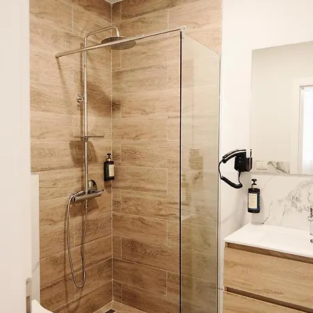 Apartment 101 Cirk *